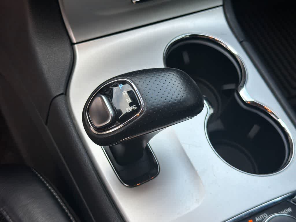 Thumbnail: 2015 Jeep Grand Cherokee - 30
