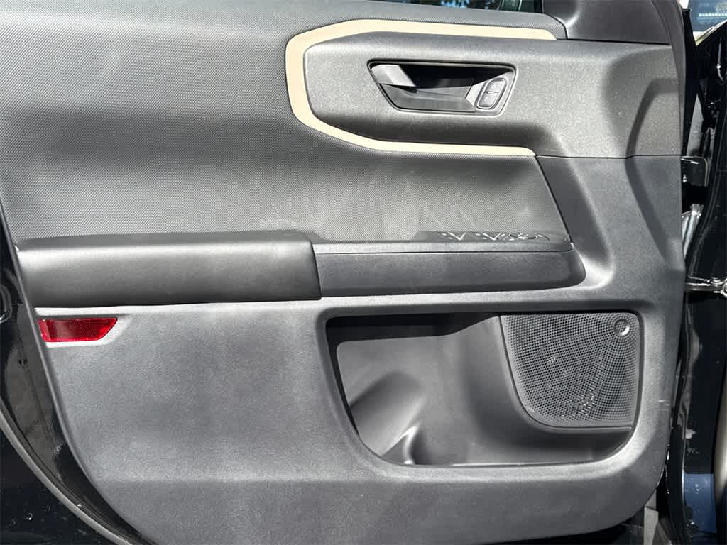 Thumbnail: 2025 Ford Bronco Sport - 11