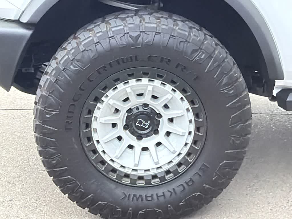 Thumbnail: 2025 Ford Bronco - 9