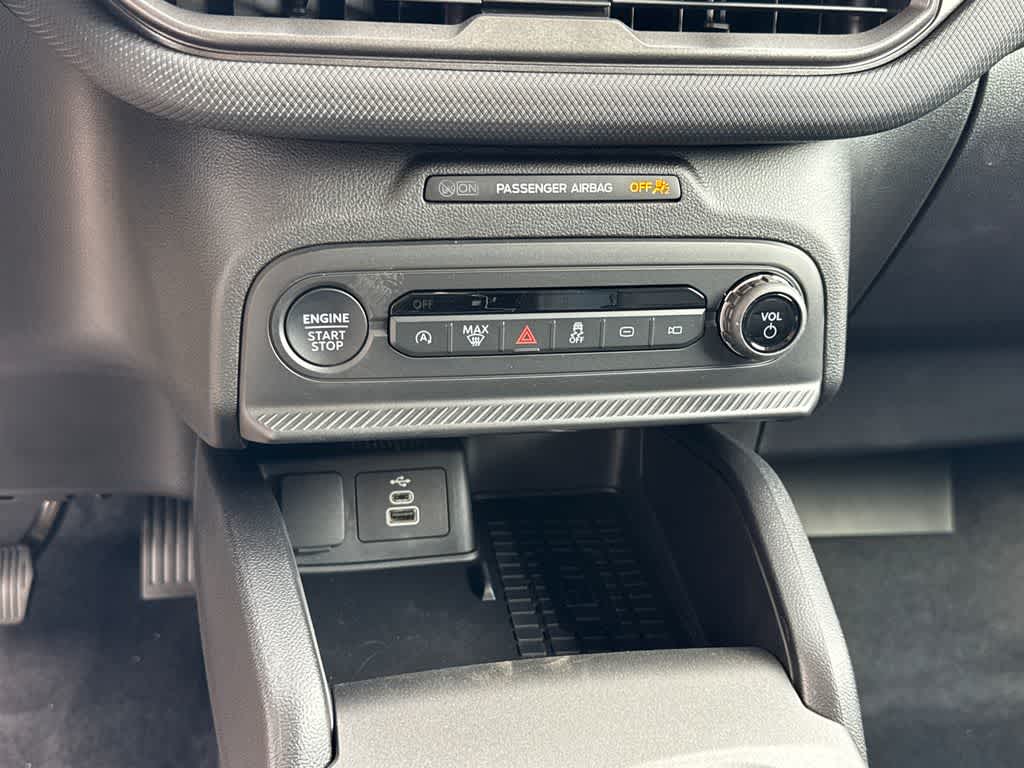 Thumbnail: 2025 Ford Bronco Sport - 28