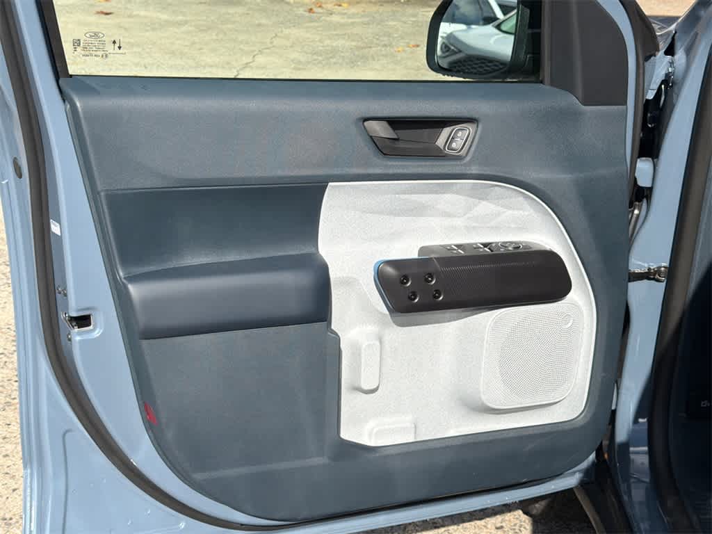 Thumbnail: 2025 Ford Maverick - 11