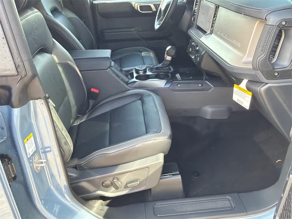 Thumbnail: 2025 Ford Bronco - 12