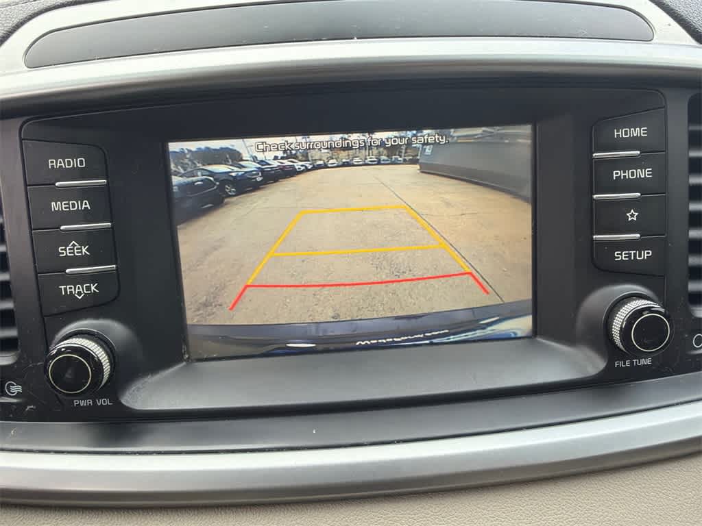 Thumbnail: 2020 Kia Sorento - 29