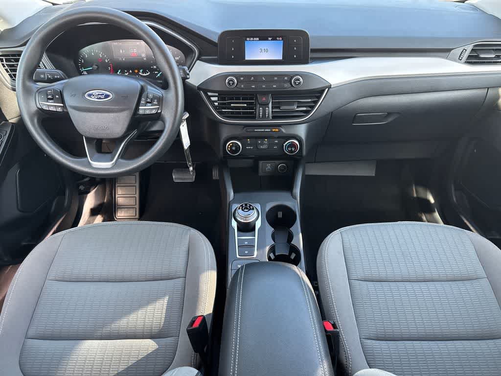 Thumbnail: 2021 Ford Escape - 18