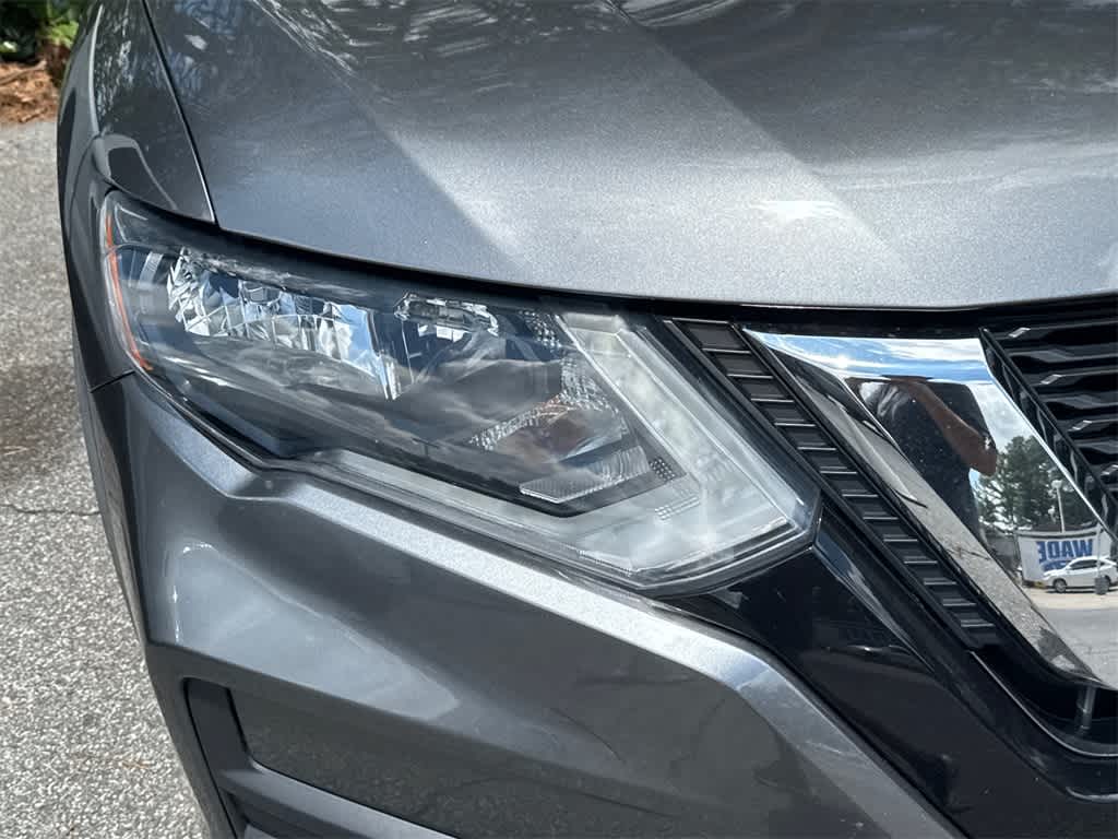 Thumbnail: 2019 Nissan Rogue - 11