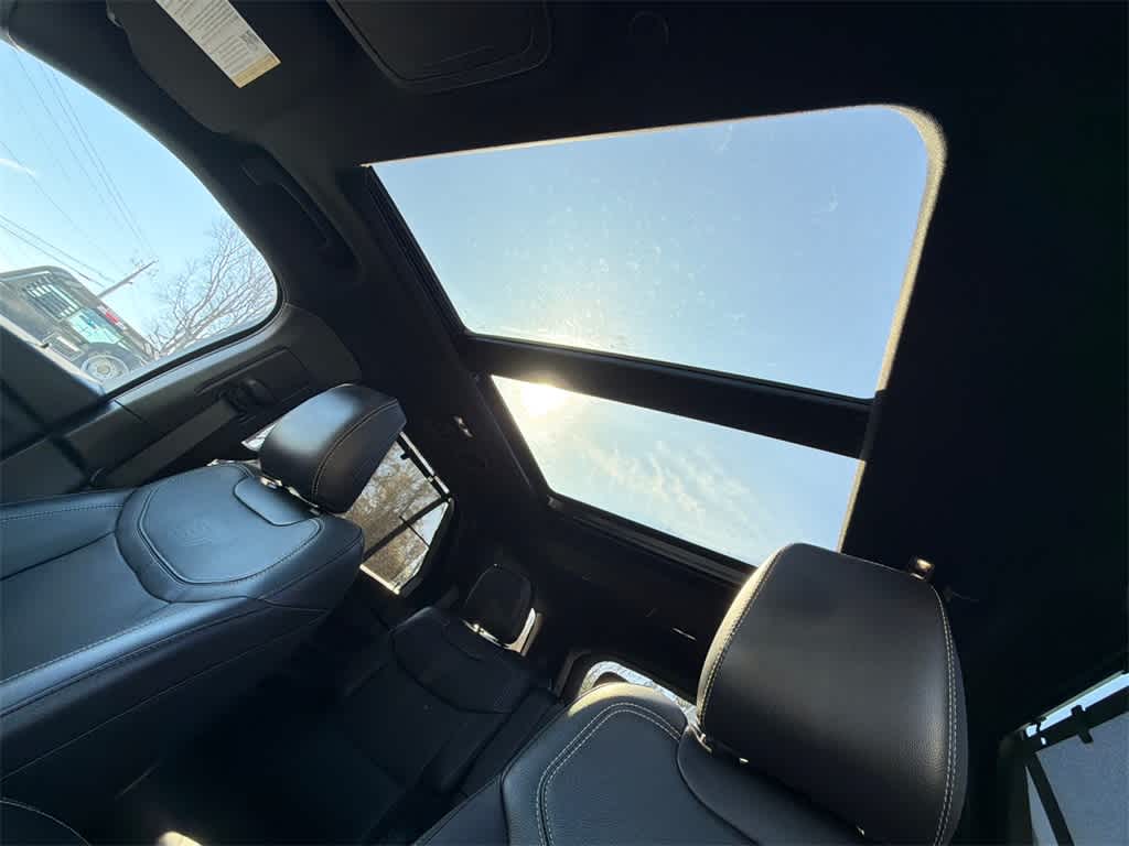 Thumbnail: 2023 Ford Explorer - 36