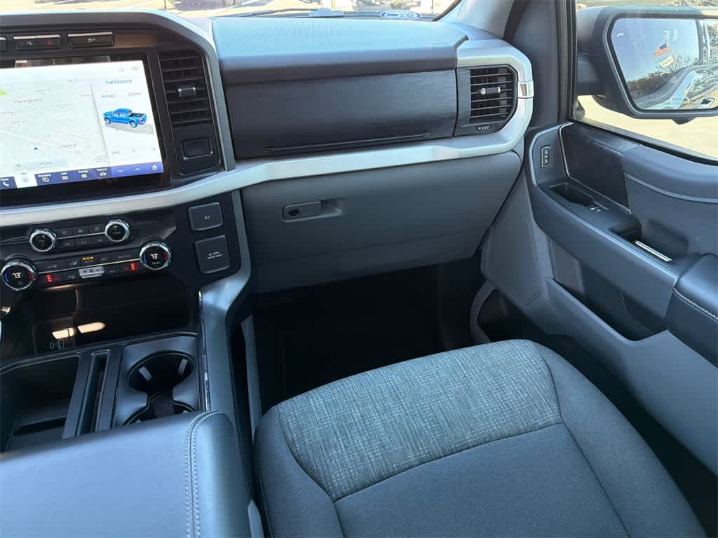 Thumbnail: 2021 Ford F-150 - 21