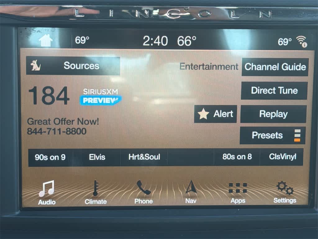 Thumbnail: 2017 Lincoln Continental - 28