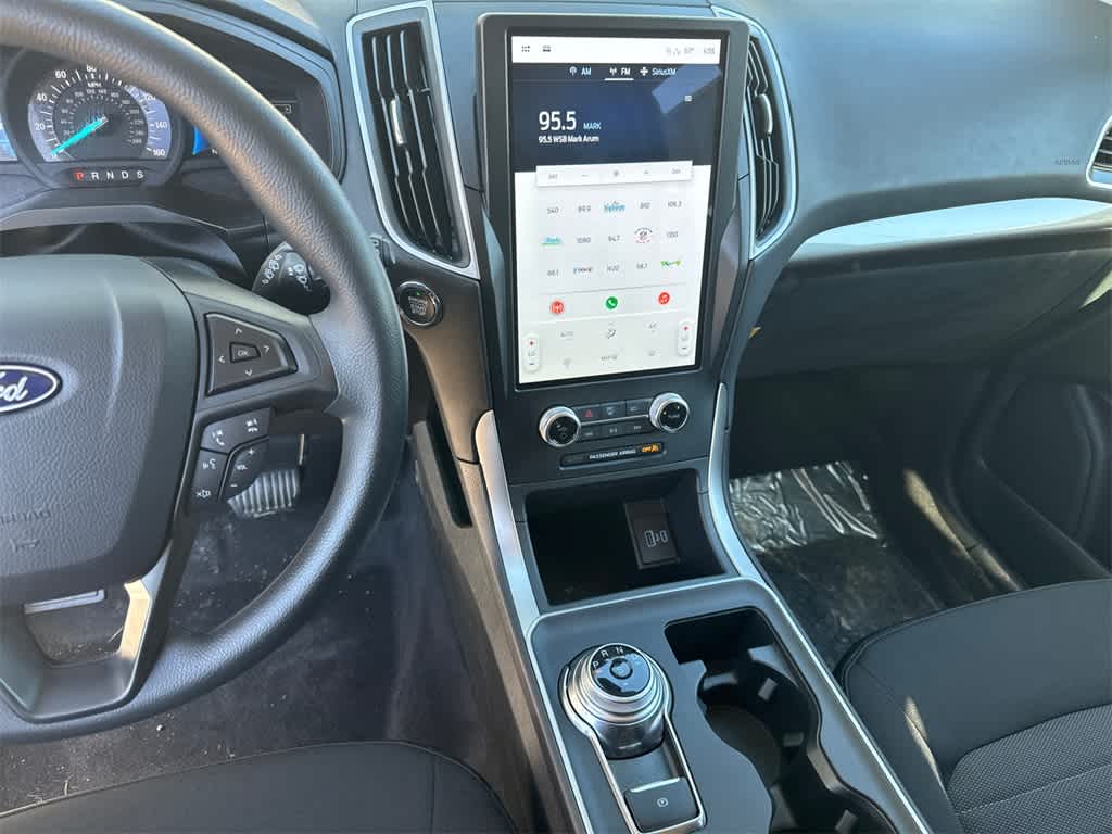 Thumbnail: 2024 Ford Edge - 24