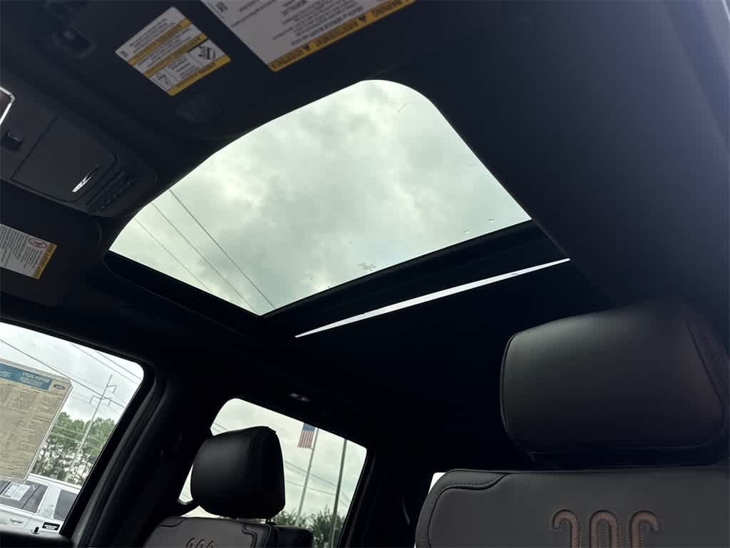 Thumbnail: 2025 Ford F-250 - 34