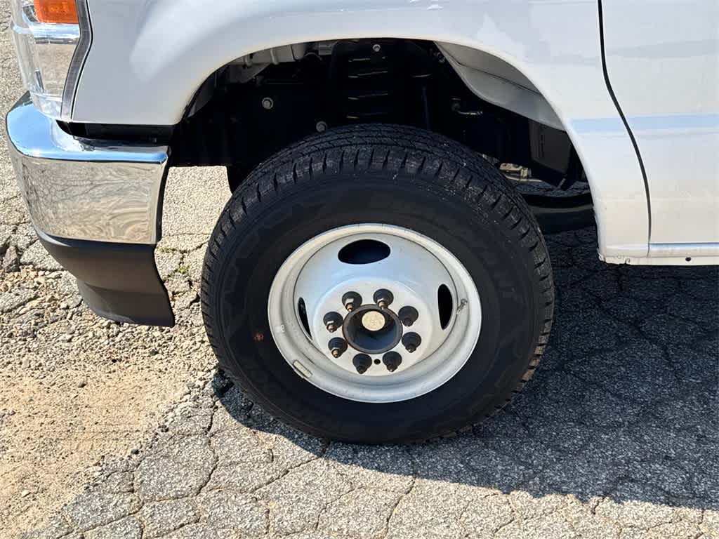 Thumbnail: 2025 Ford Econoline - 9