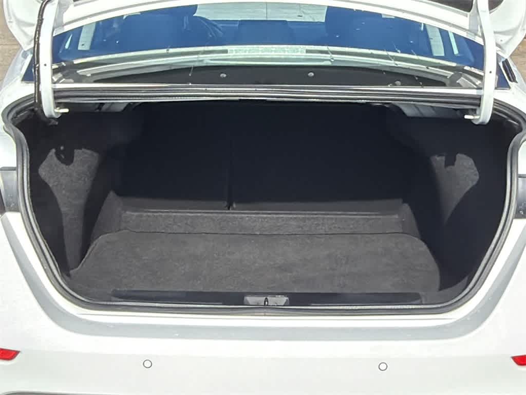 Thumbnail: 2022 Nissan Sentra - 16