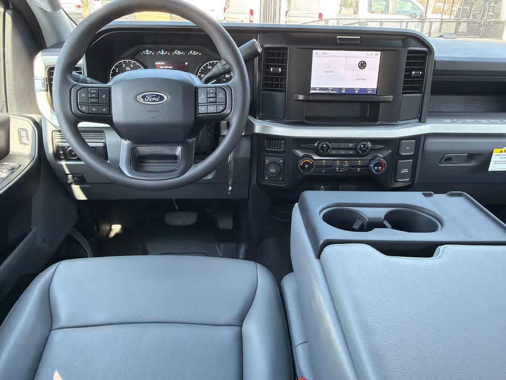 Thumbnail: 2025 Ford F-350 - 49