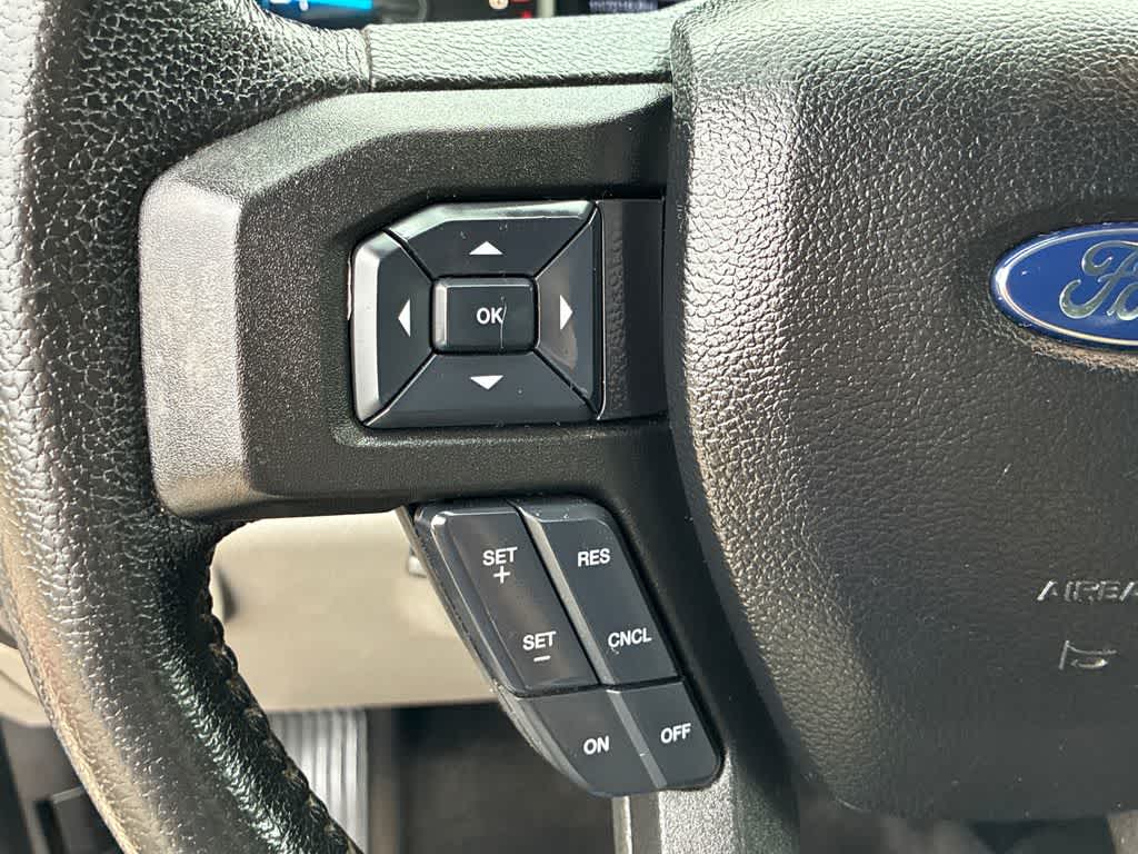 Thumbnail: 2015 Ford F-150 - 25