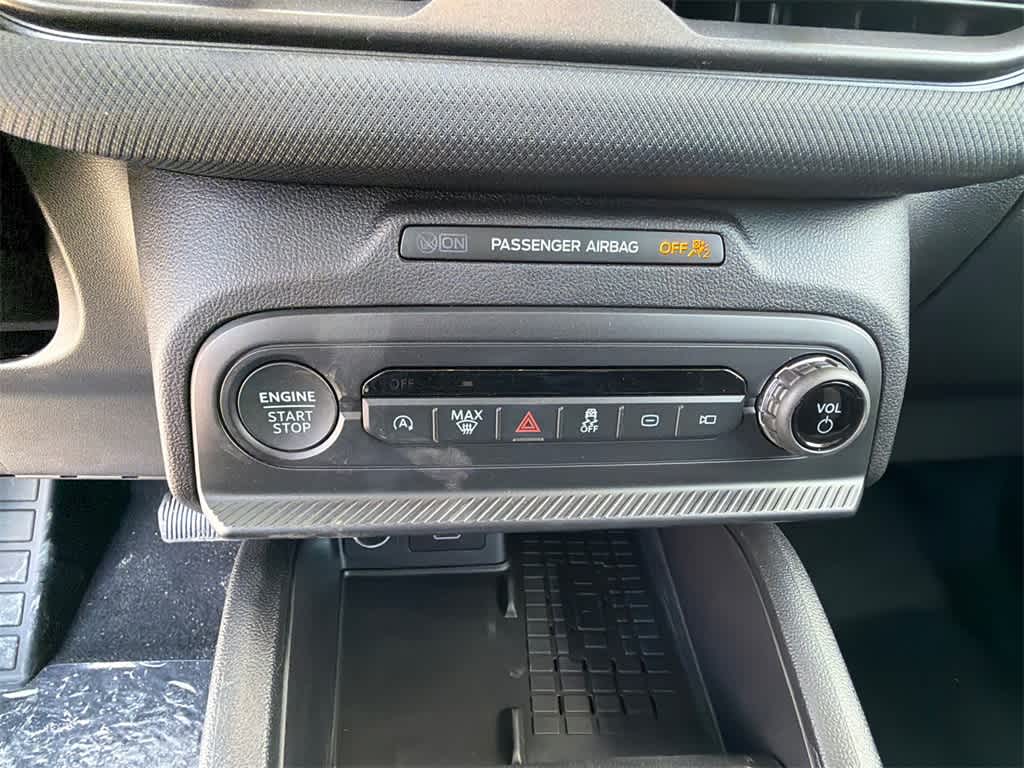 Thumbnail: 2025 Ford Bronco Sport - 27