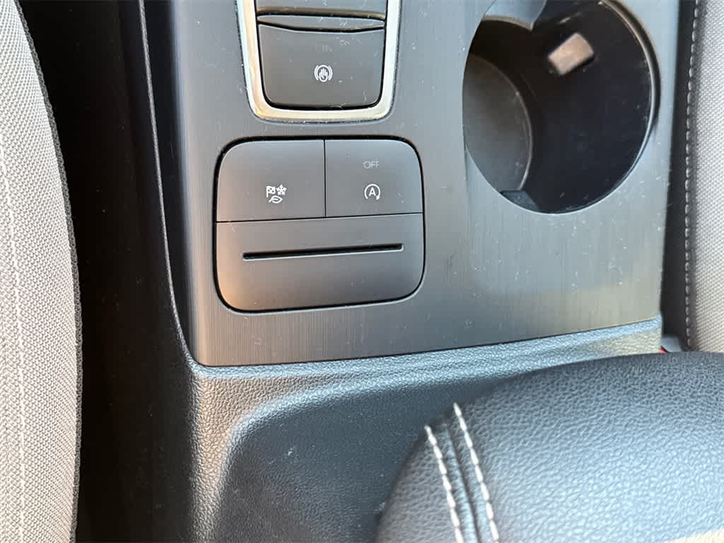 Thumbnail: 2021 Ford Escape - 31