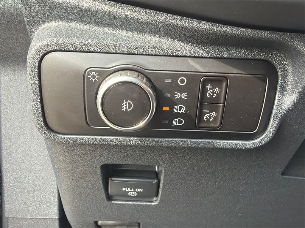 Thumbnail: 2025 Ford Bronco - 32