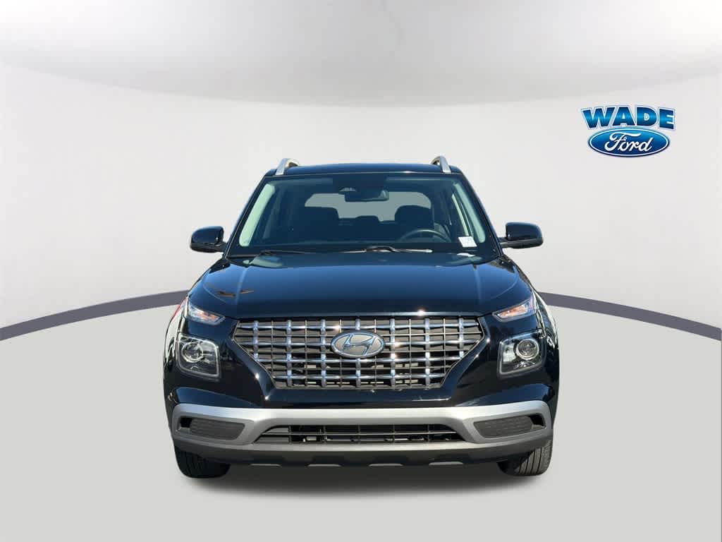 Thumbnail: 2023 Hyundai Venue - 2