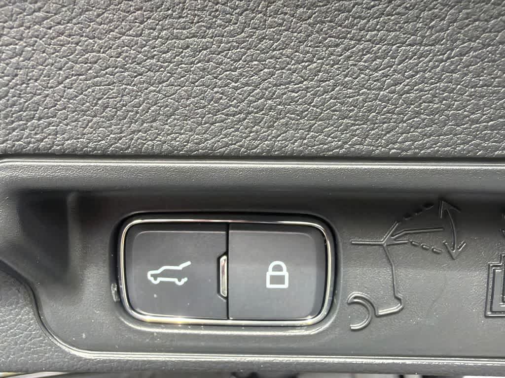 Thumbnail: 2024 Ford Explorer - 17