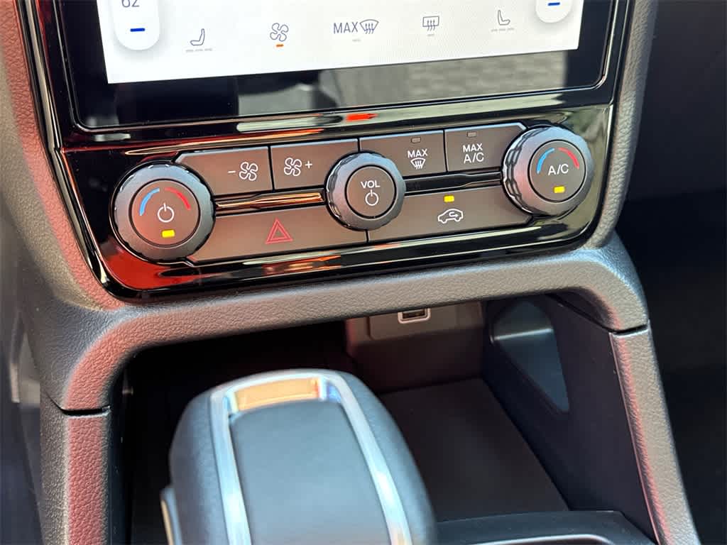 Thumbnail: 2025 Ford Ranger - 24