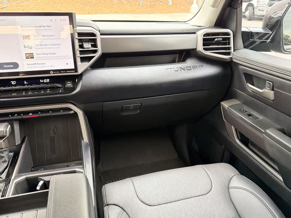 Thumbnail: 2022 Toyota Tundra - 20