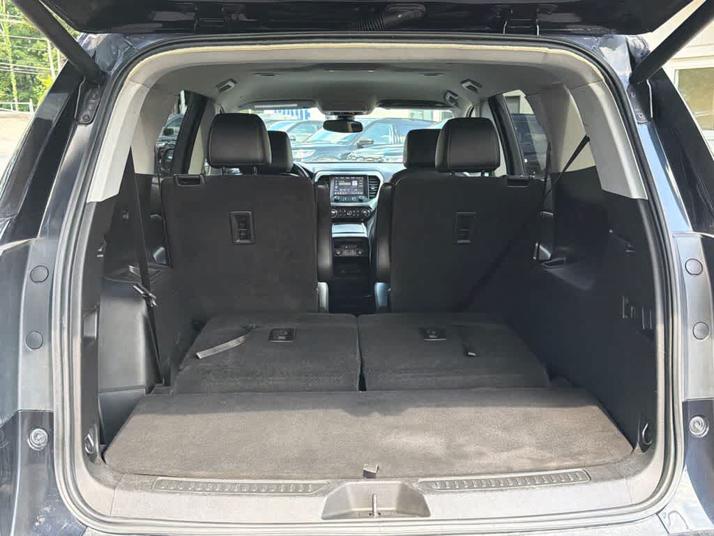 Thumbnail: 2021 GMC Acadia - 16