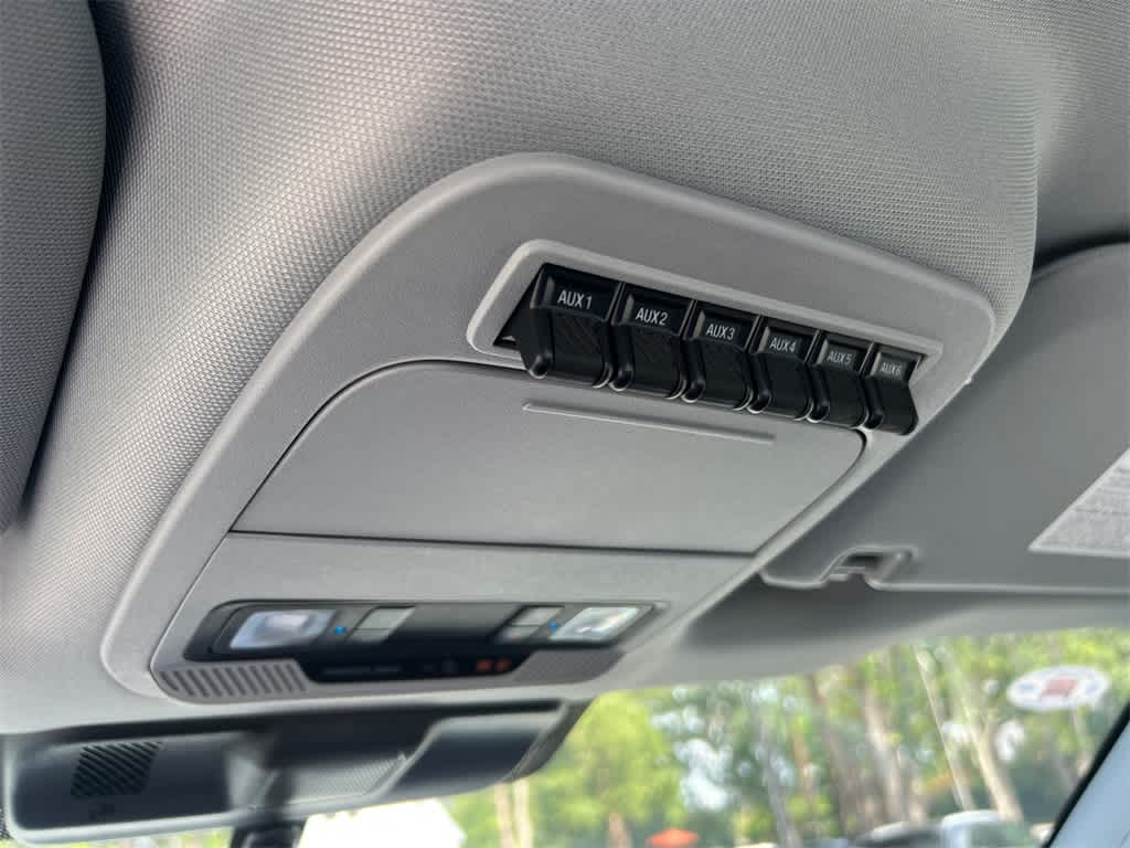 Thumbnail: 2025 Ford F-250 - 28