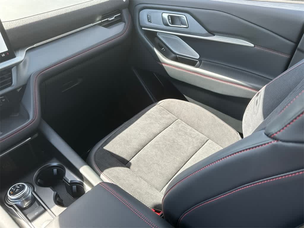 Thumbnail: 2025 Ford Explorer - 23