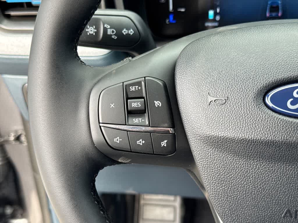 Thumbnail: 2025 Ford Maverick - 22