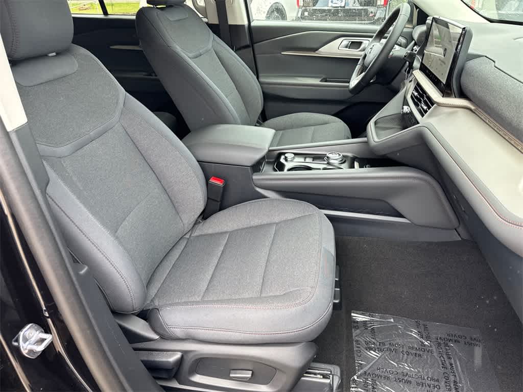 Thumbnail: 2025 Ford Explorer - 12