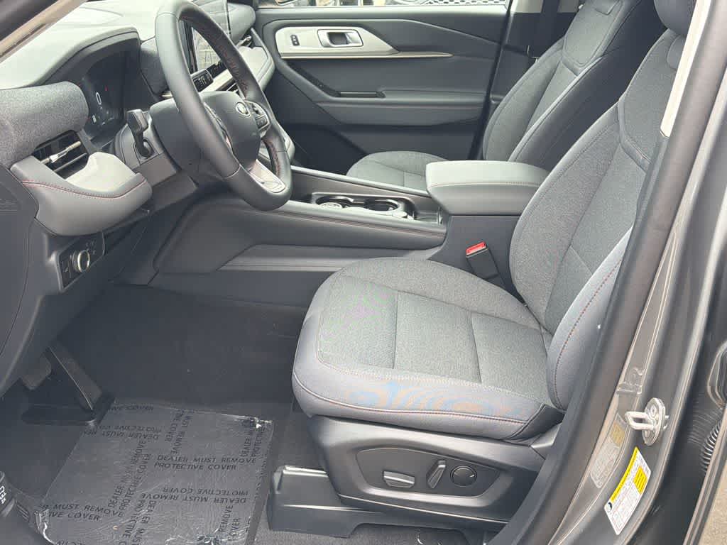 Thumbnail: 2026 Ford Explorer - 10