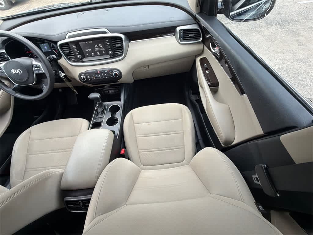 Thumbnail: 2020 Kia Sorento - 20