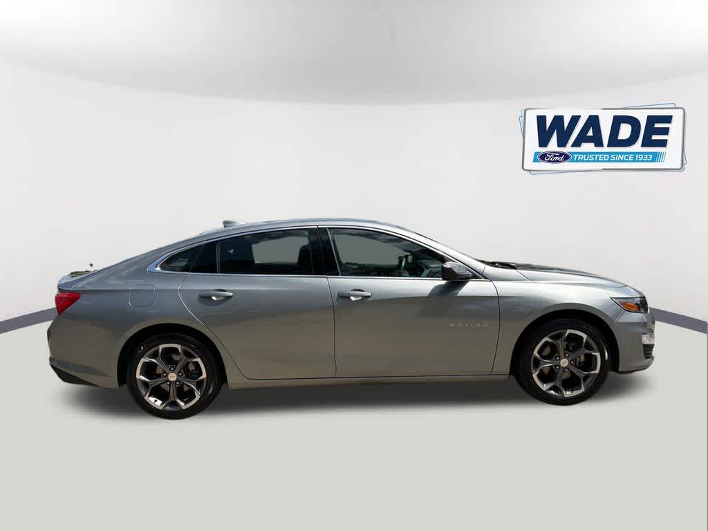 Thumbnail: 2024 Chevrolet Malibu - 4
