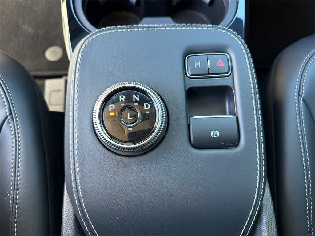 Thumbnail: 2022 Ford Mustang Mach-E - 28