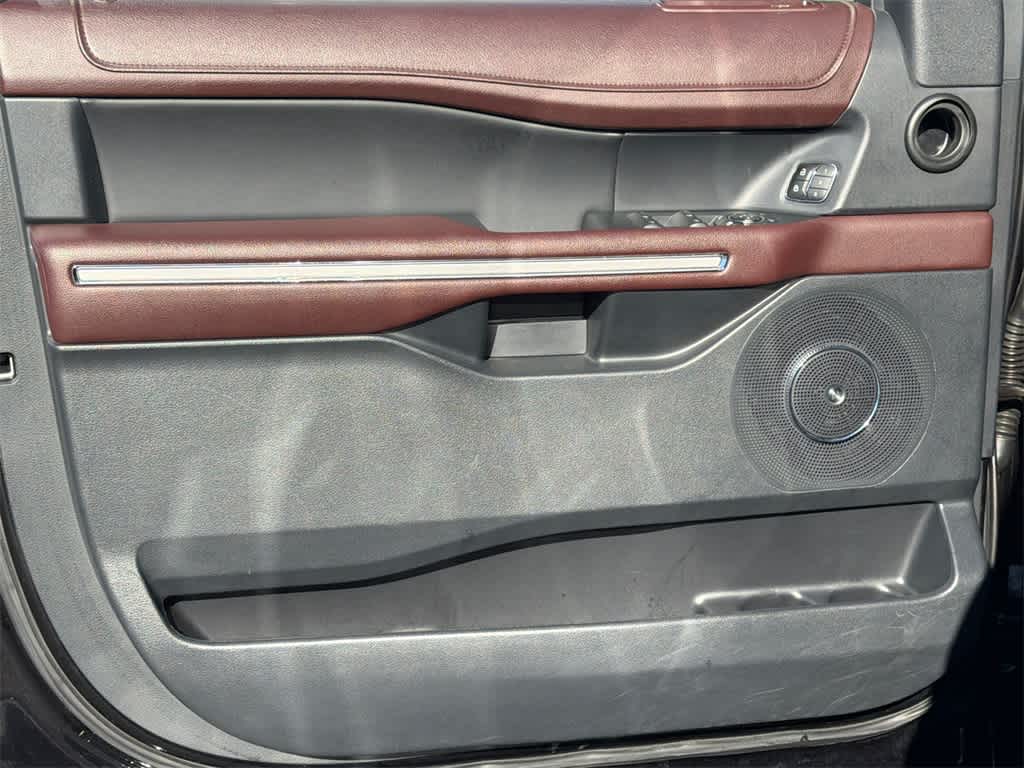 Thumbnail: 2023 Ford Expedition - 11