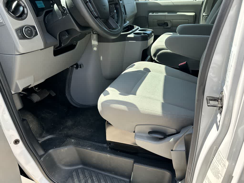 Thumbnail: 2023 Ford Econoline - 10