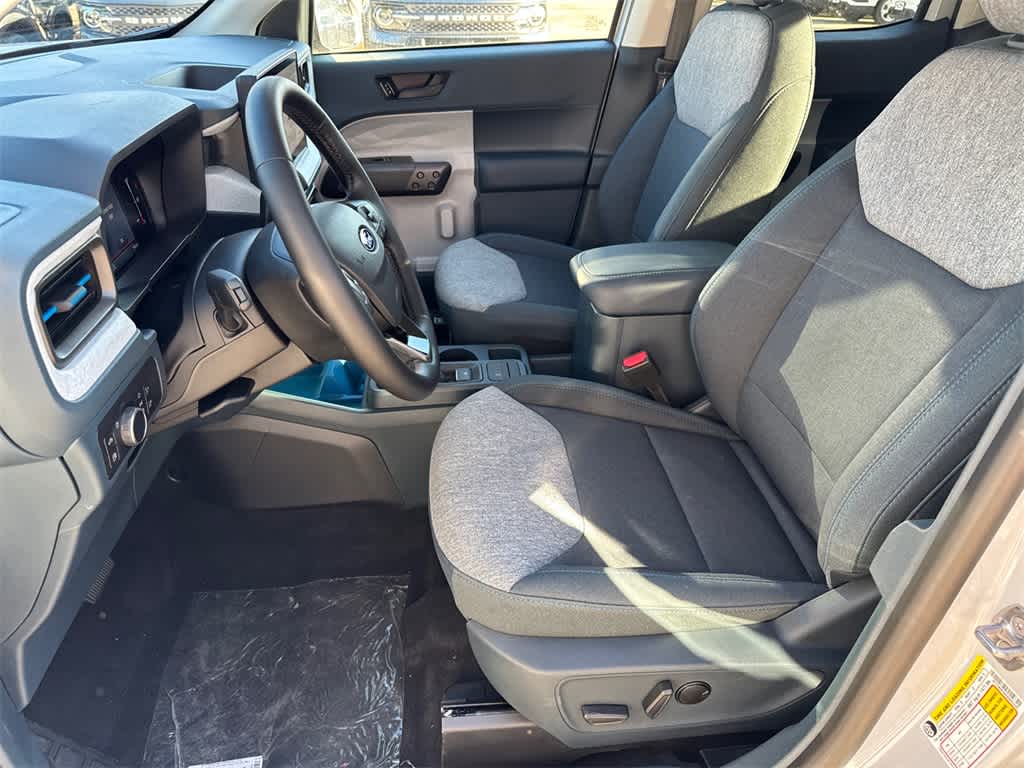 Thumbnail: 2025 Ford Maverick - 10