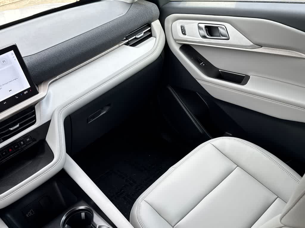 Thumbnail: 2026 Ford Explorer - 23