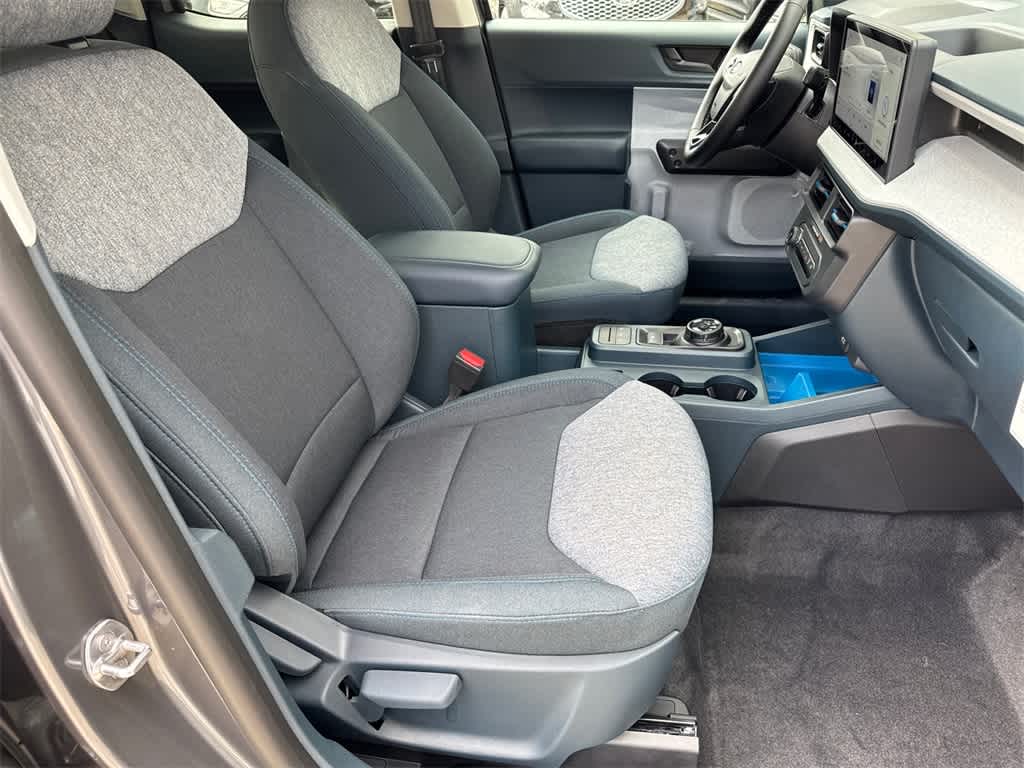 Thumbnail: 2025 Ford Maverick - 12