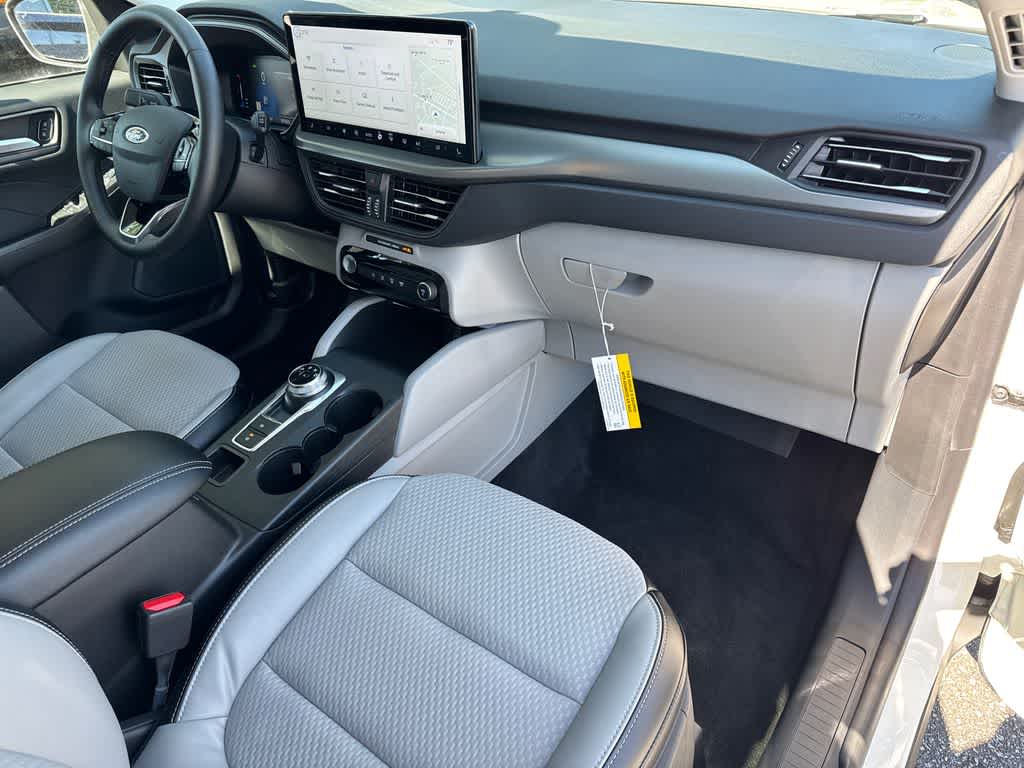 Thumbnail: 2024 Ford Escape - 13