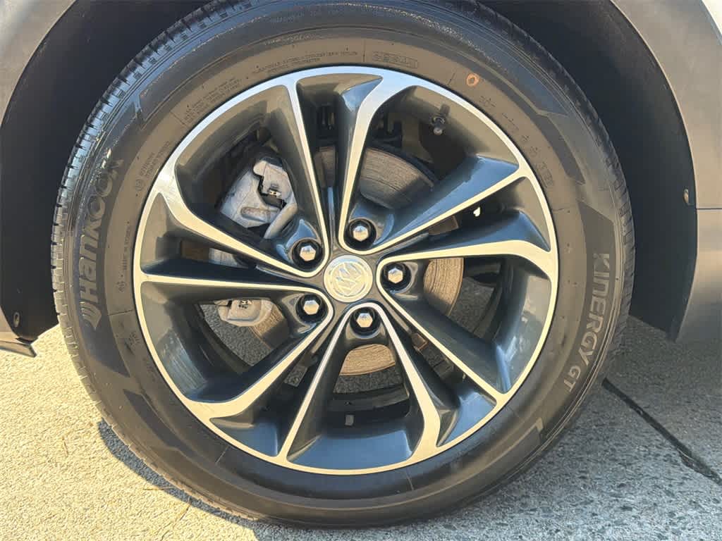 Thumbnail: 2022 Buick Encore GX - 9