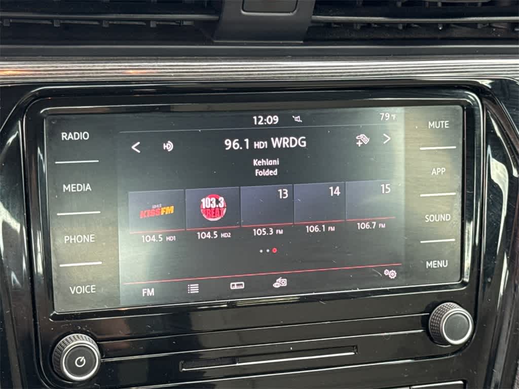 Thumbnail: 2020 Volkswagen Passat - 26