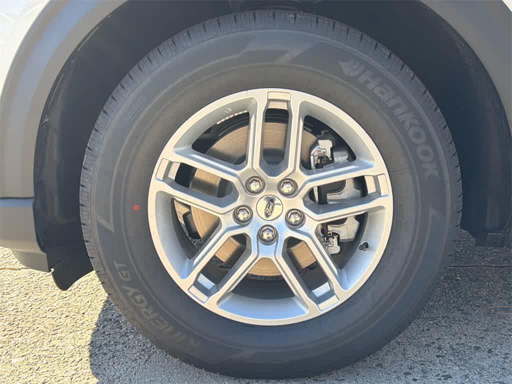 Thumbnail: 2026 Ford Explorer - 9