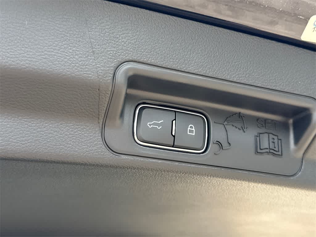 Thumbnail: 2025 Ford Explorer - 16