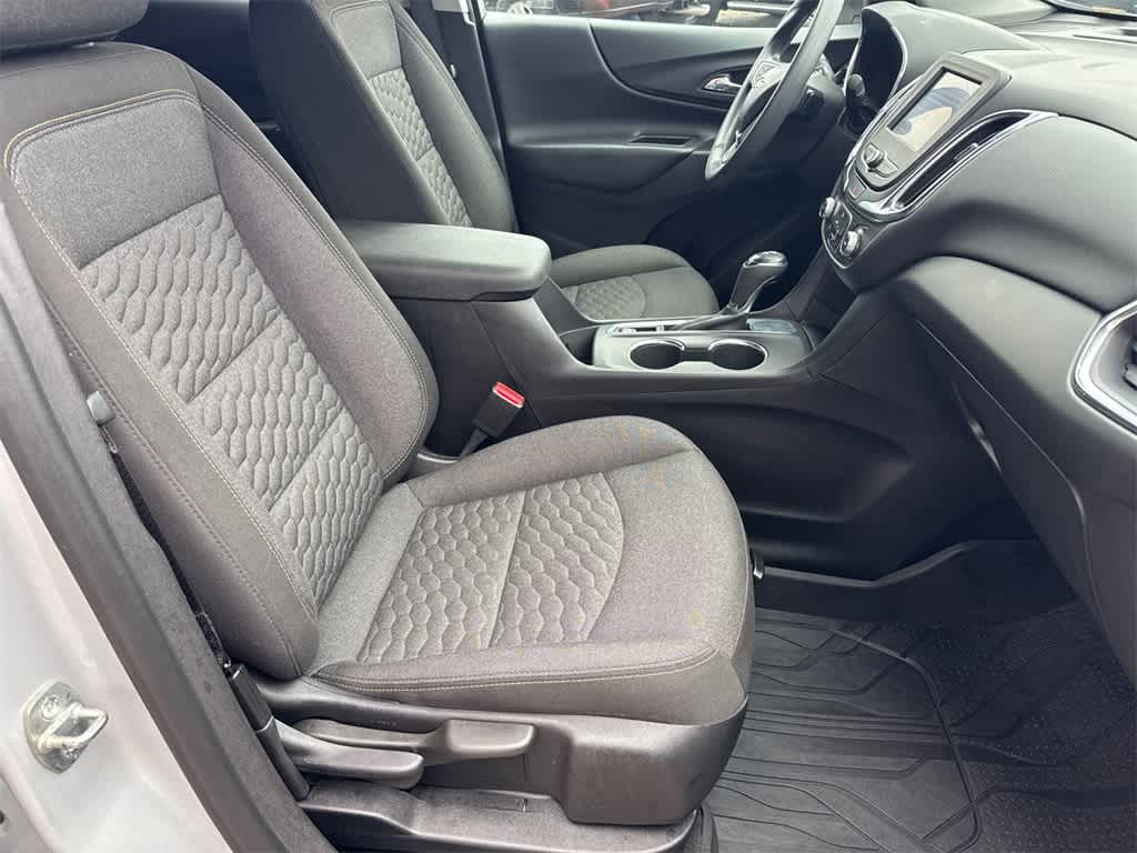 Thumbnail: 2020 Chevrolet Equinox - 12