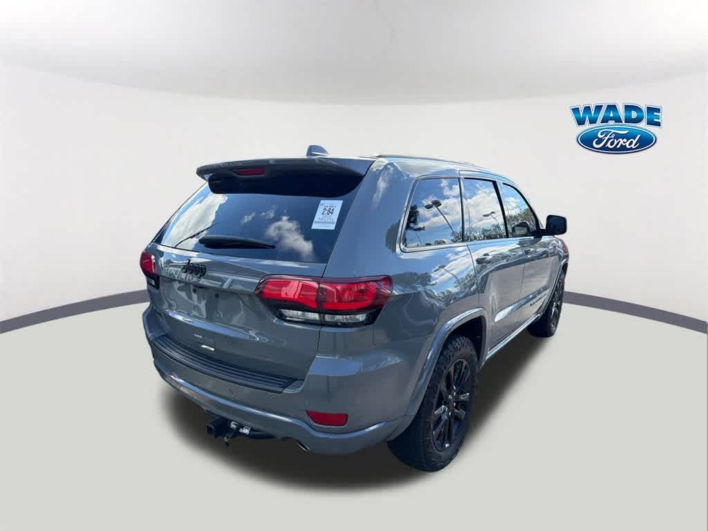 Thumbnail: 2022 Jeep Grand Cherokee - 5