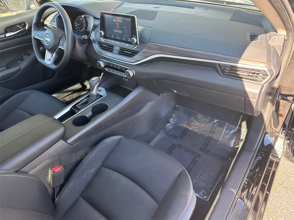 Thumbnail: 2025 Nissan Altima - 13