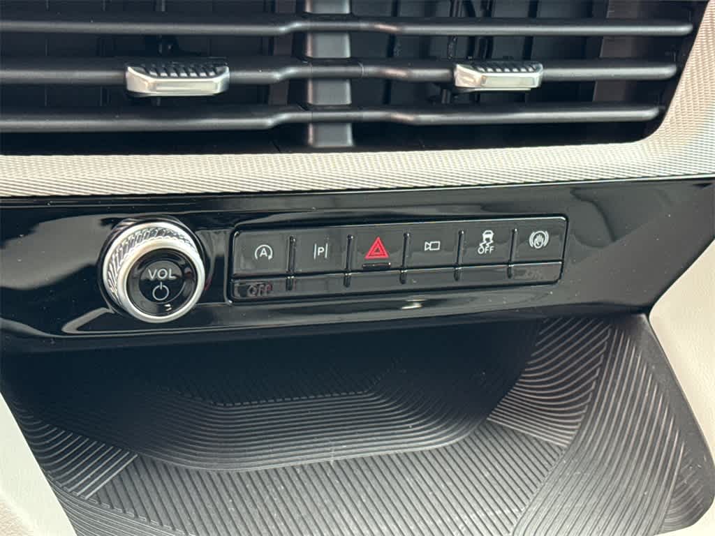 Thumbnail: 2026 Ford Explorer - 32