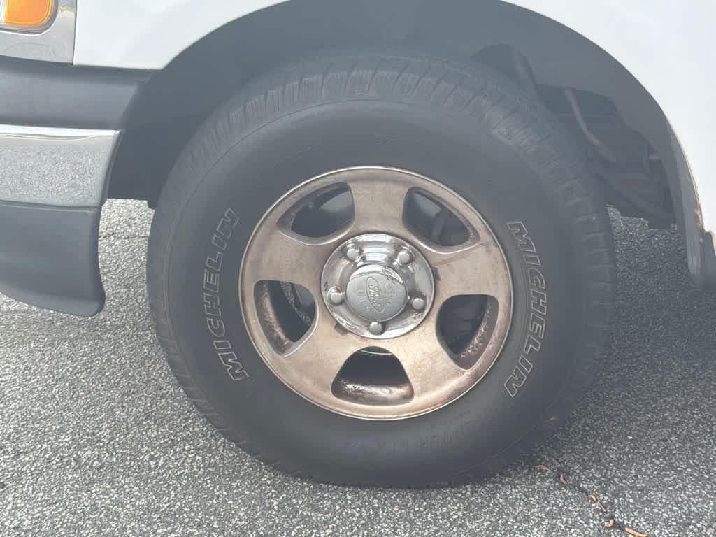 Thumbnail: 2001 Ford F-150 - 8