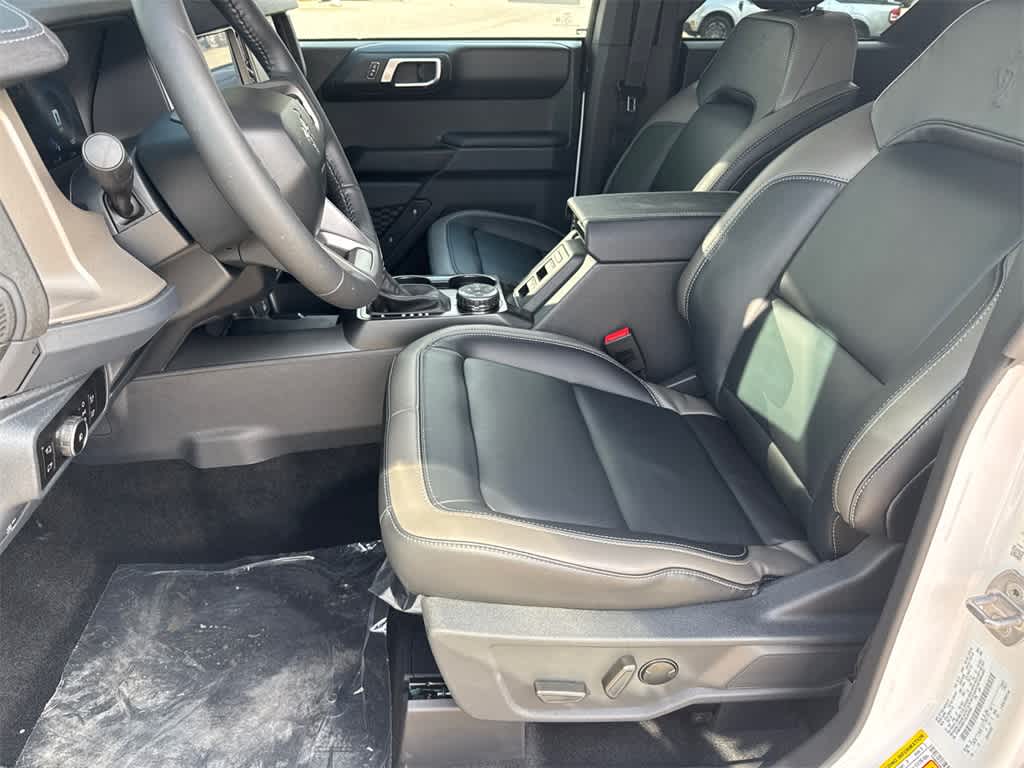 Thumbnail: 2025 Ford Bronco - 10